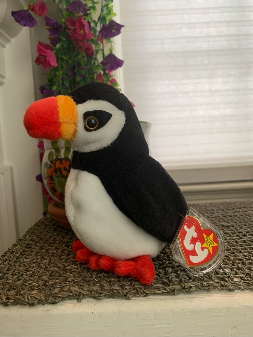 Ty Retired NWT 1997 Puffer the Puffin Plush Beanie Baby